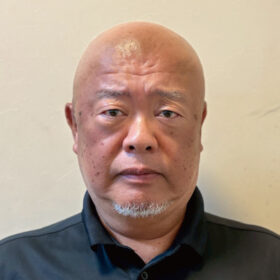 石井 文雄